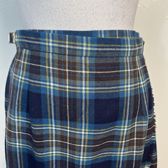 O'Neil of Dublin Wrap Skirt Women's Size 10 Blue Brown Plaid Wool Pleated Fringe - Picture 4 of 11